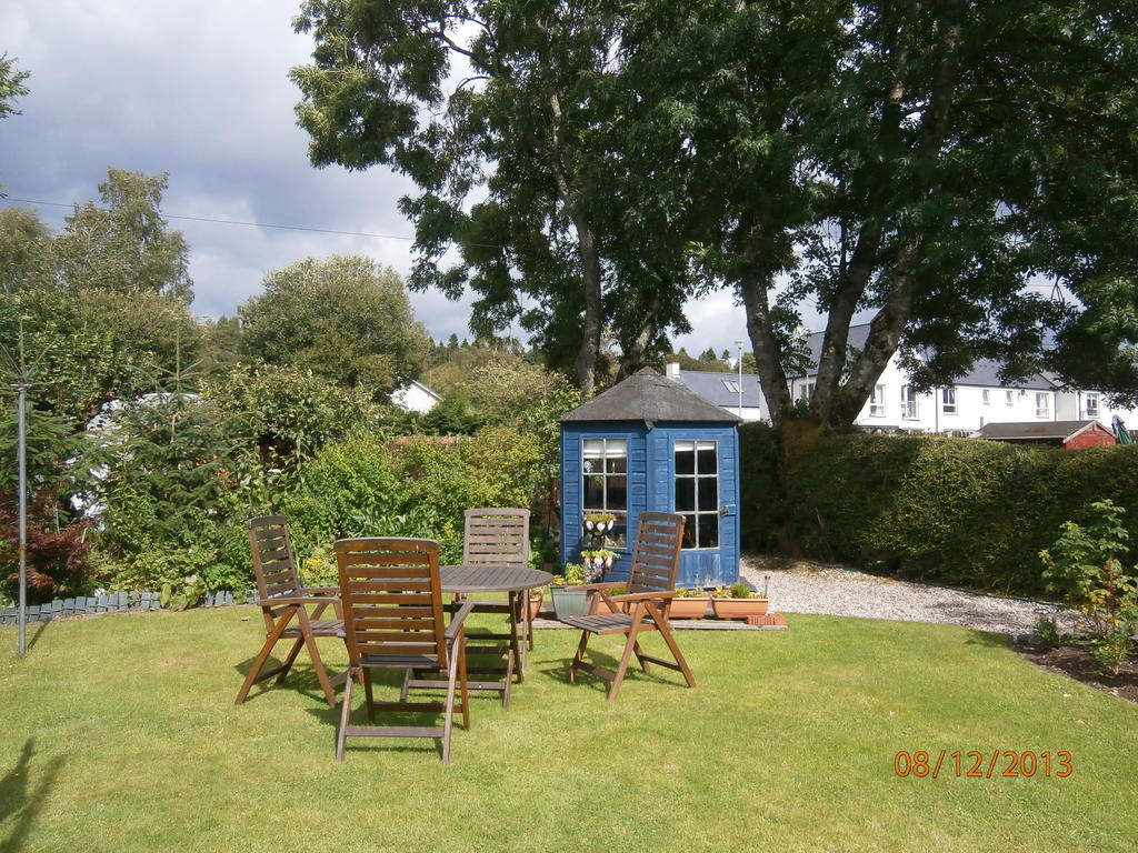 Roslin Cottage คาลเลนเดอร์ ภายนอก รูปภาพ