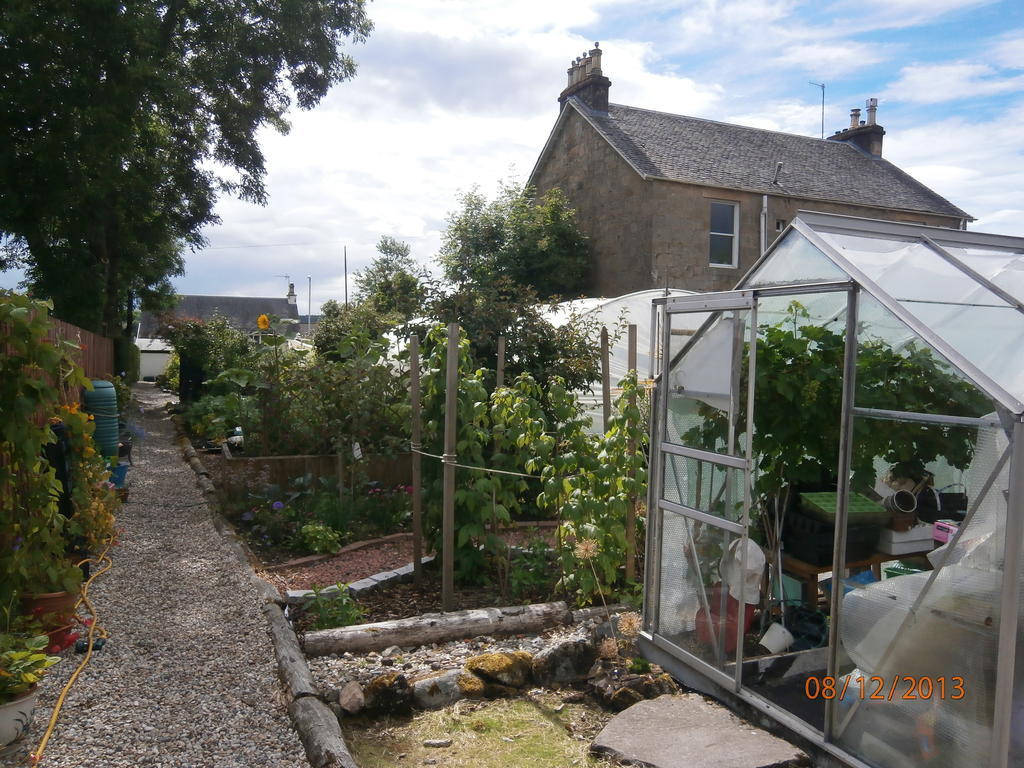 Roslin Cottage คาลเลนเดอร์ ภายนอก รูปภาพ