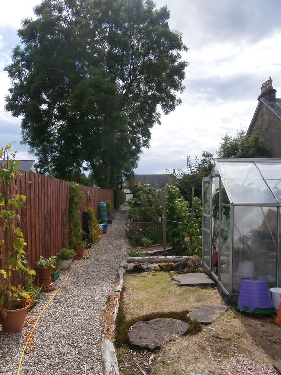 Roslin Cottage คาลเลนเดอร์ ภายนอก รูปภาพ
