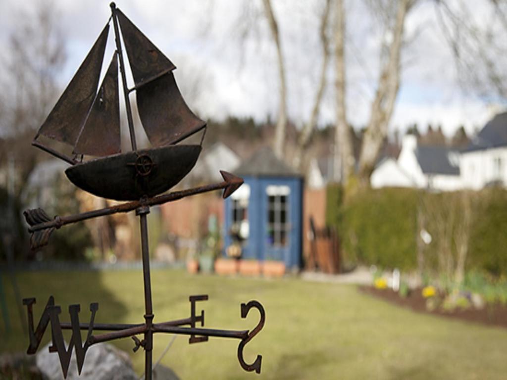 Roslin Cottage คาลเลนเดอร์ ภายนอก รูปภาพ