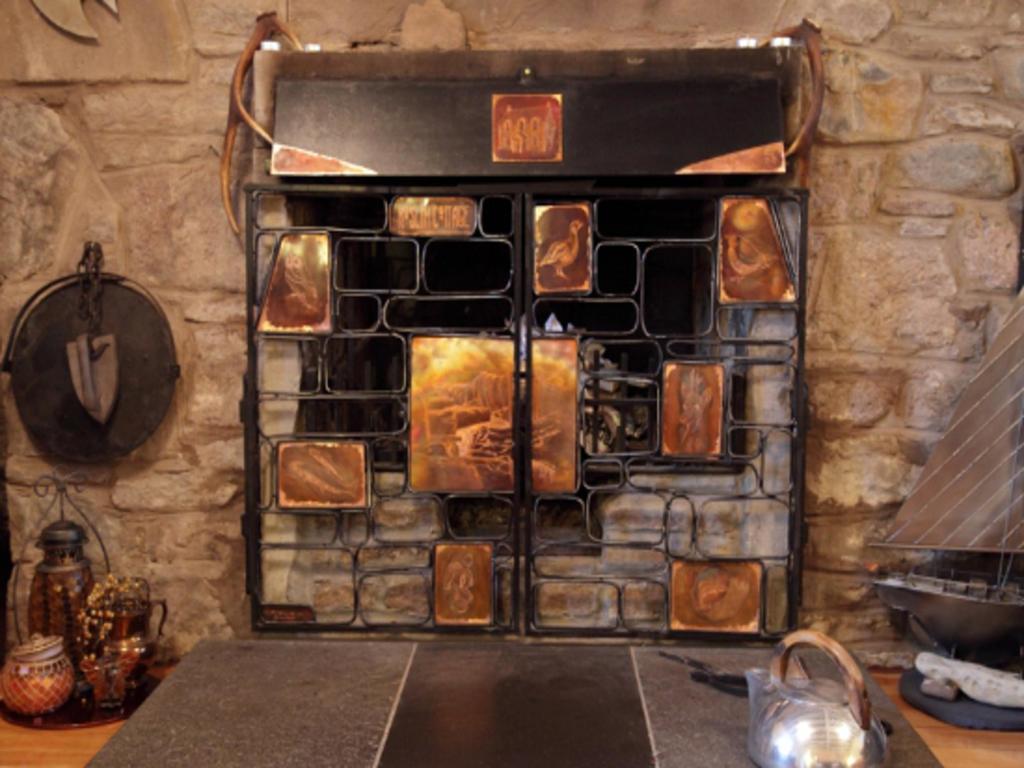 Roslin Cottage คาลเลนเดอร์ ภายนอก รูปภาพ