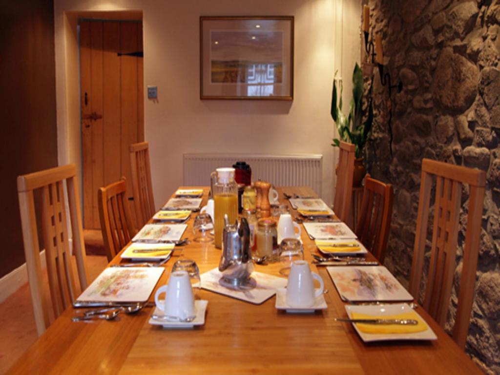 Roslin Cottage คาลเลนเดอร์ ภายนอก รูปภาพ